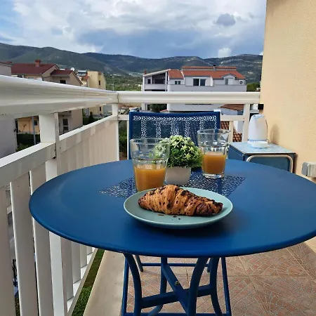 Apartment Small With A Sea View Kastela