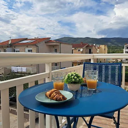 Apartment Small With A Sea View Kastela