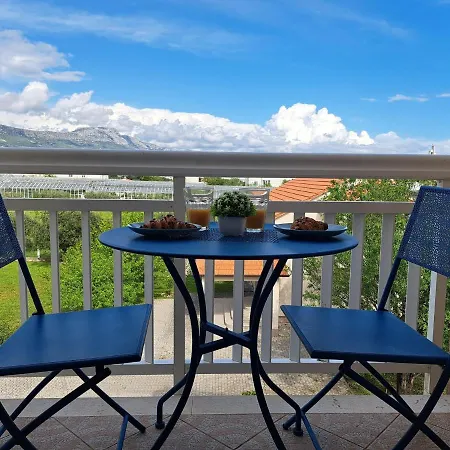 Small With A Sea View * Kastela