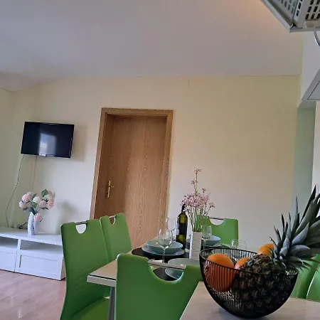 Apartment Small With A Sea View Kastela